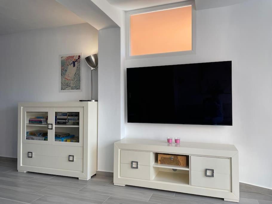 Mar Menor Golf Resort, Luxury Sleeps 6, Lake Views Murcia Exterior foto