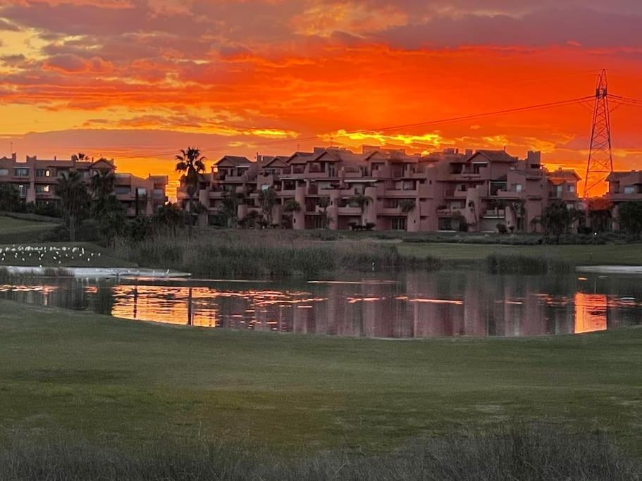 Mar Menor Golf Resort, Luxury Sleeps 6, Lake Views Murcia Exterior foto