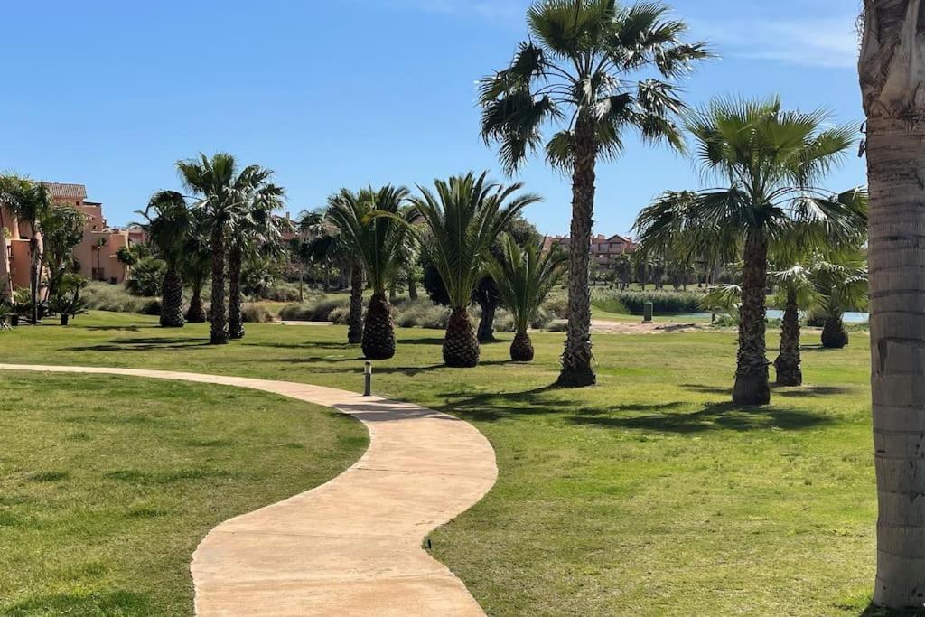 Mar Menor Golf Resort, Luxury Sleeps 6, Lake Views Murcia Exterior foto